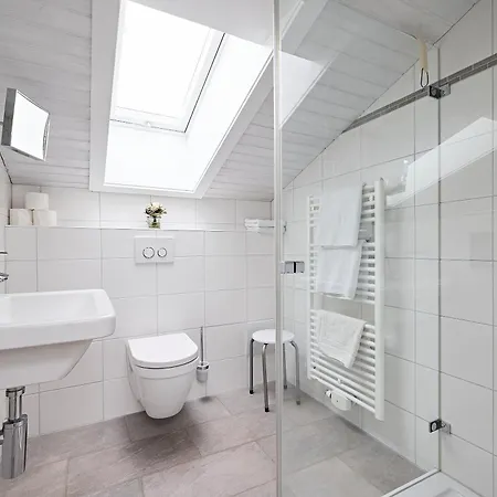 Pensjonat Gaestehaus Sinz