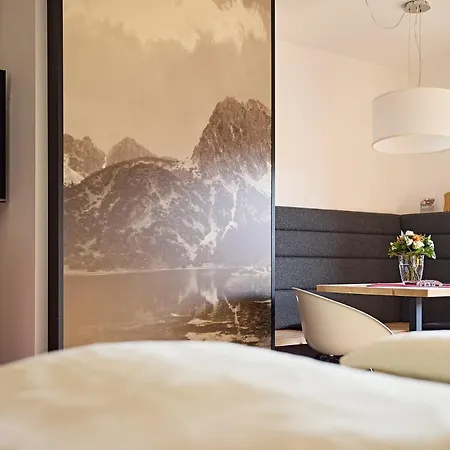 Pensjonat Gaestehaus Sinz 4*