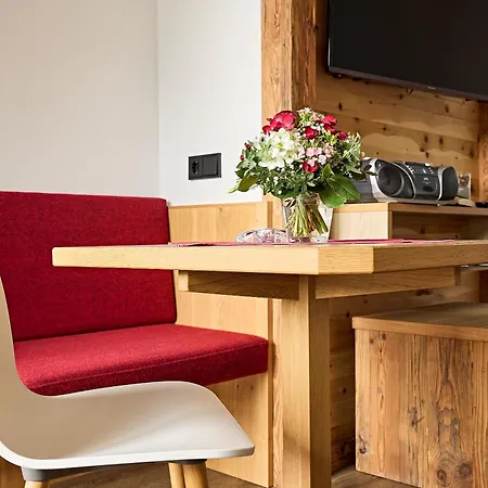 Gaestehaus Sinz Pensjonat 4*